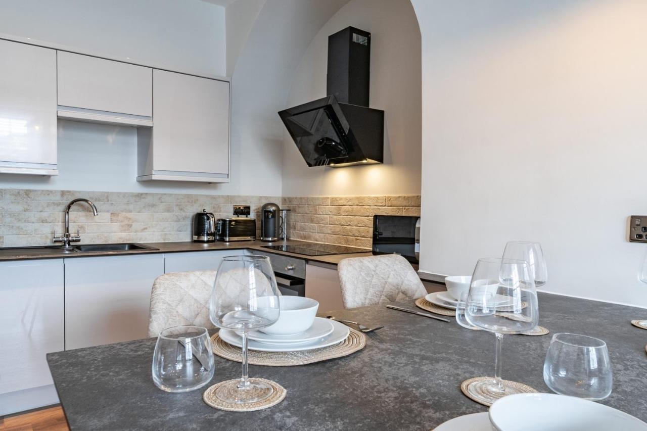 Watergate Penthouse - New 2 Bed Luxury Apartment In City Centre Chester Exterior photo