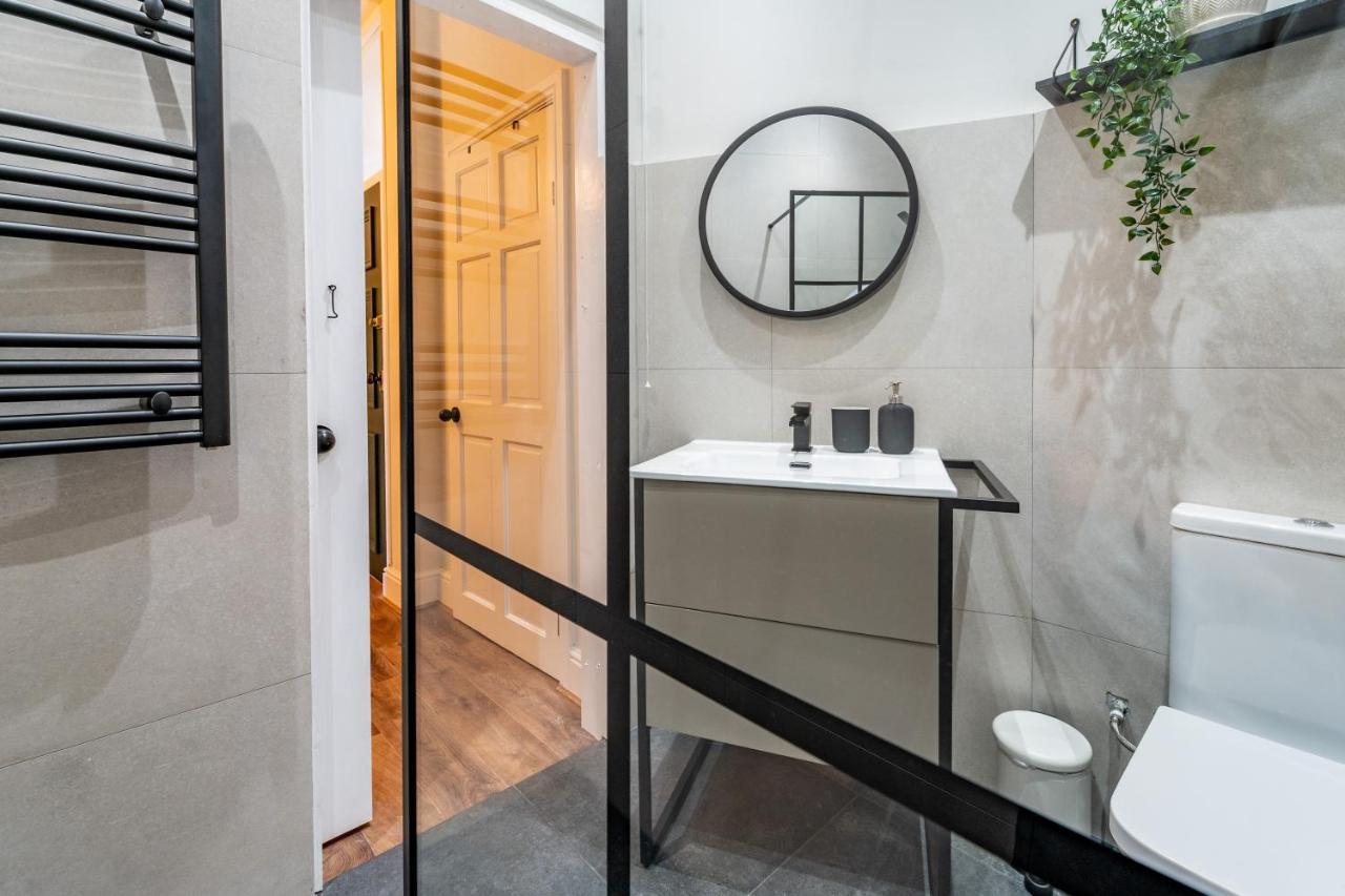 Watergate Penthouse - New 2 Bed Luxury Apartment In City Centre Chester Exterior photo